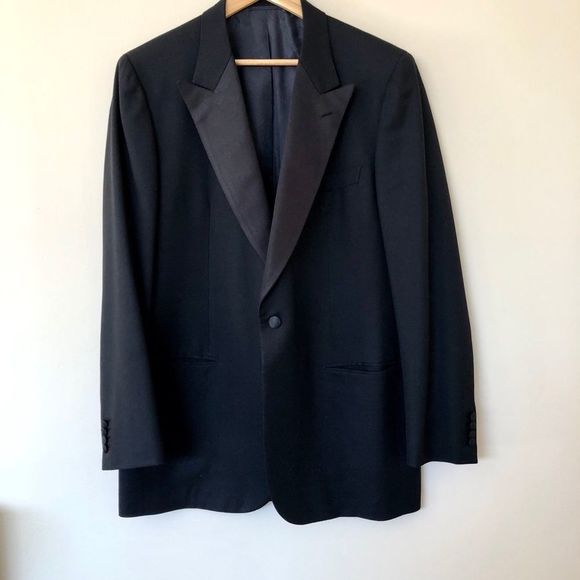Brioni Other - Brioni Nero Blazer